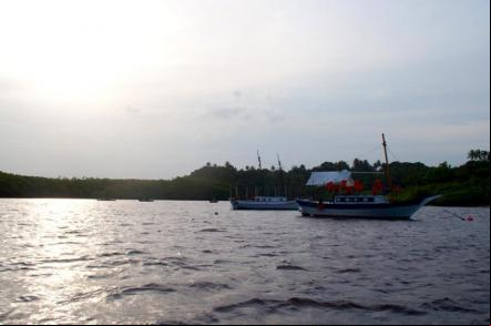 Por do Sol no Rio Cara